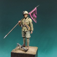 MMA MINIATURES: "Ufficiale degli Arditi 1°GM" (54mm resina) #54123 con accessori