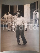 1970 ca COSTUME VENEZUELA Poliziotto *Foto artistica 24x30 cm