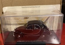 Die Cast 1:24 Citroen 2 CV 6