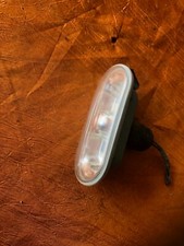 VW GOLF 4 CABRIO - FRECCIA / LUCCIOLA PARAFANGO ANTERIORE