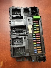 2013-2017 FORD FUSION FUSE BOX