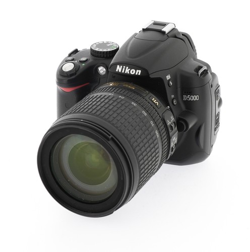 Nikon d5000 objectif - +,