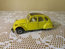46Z Maisto Chine Citroën 2cv 6 Jaune Capote Fermé Noir 1:64