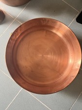 Pentola in rame antica con