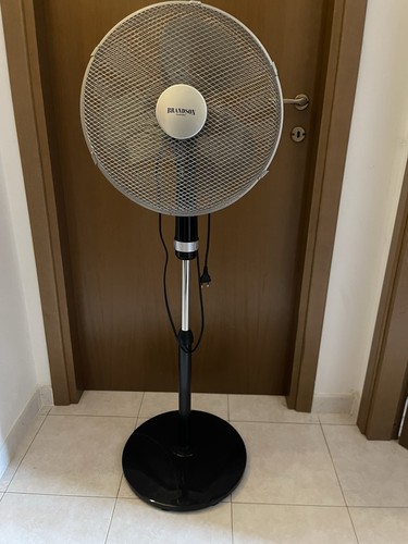 Ventilatore piantana - a,