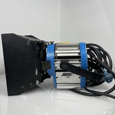 ARRI 300 W STAGE LIGHT