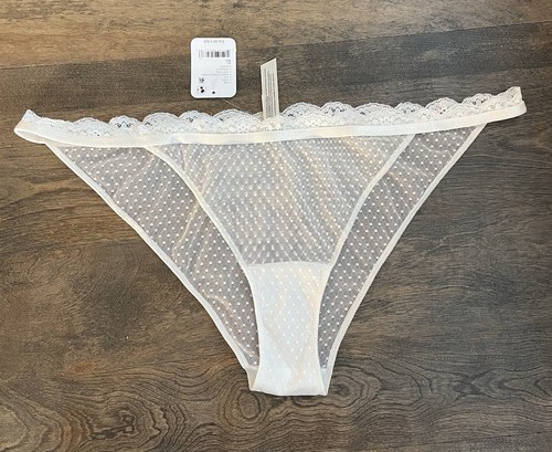 Mutandine bikini free - bikini, people