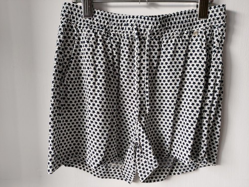 Pantaloncini stelle nere - stelle, su