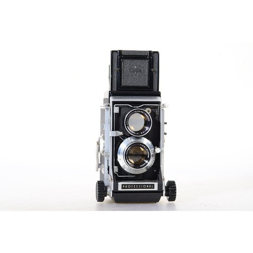 Fotocamera reflex due occhi - fotocamera, a