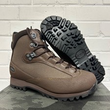 WOMENS AKU BOOTS - 3 Large 