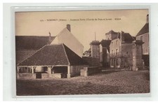 58 Dornecy #10470 Antica Porta