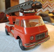 Raro  CAMION DEI POMPIERI DI LATTA - MS GDR- tintoy - 29 cm