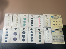 Lotto bottoni e accessori da