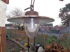 LAMPE DE FERME INDUSTRIEL