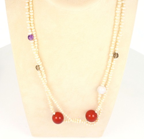 Collana con perle - , coralli.