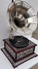 Antico Grammofono HMV