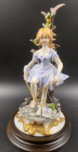 Statuetta statua figurine - statua,