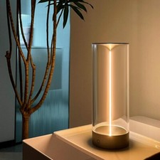 Bellissima lampada da comodino