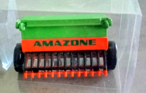 Siku 1389 amazone - 1:32,