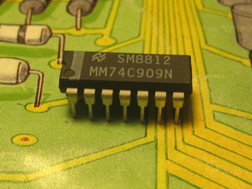 1pcs mm74c909n quad voltage - 1pcs,