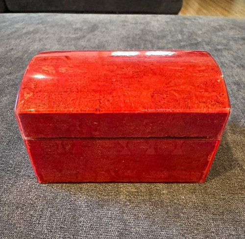 Portagioie rettangolare rossa
