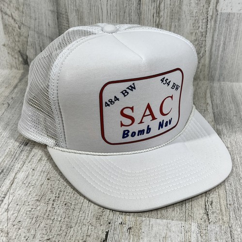 Cappello vintage bianco