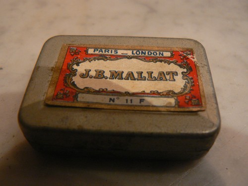 Antica scatola latta - in,