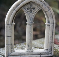 FINESTRA MEDIEVALE ANTICHIZZATA PER PRESEPE, MINIATURE