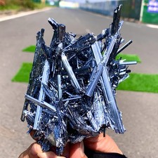 Stibnite naturale 1,24 libbre dalla miniera di antimonio di Wuling, Qingjiang, Jiangxi, Cina