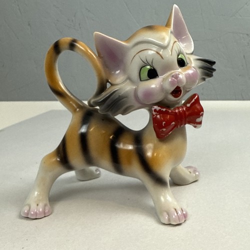 Statuina gatto antropomorfo