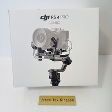 DJI RS 4 Pro Combo Gimbal
