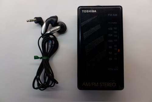 Toshiba 2018 fm radio - toshiba, rp-2018