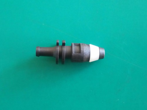 Raccordo ugello spruzzatore