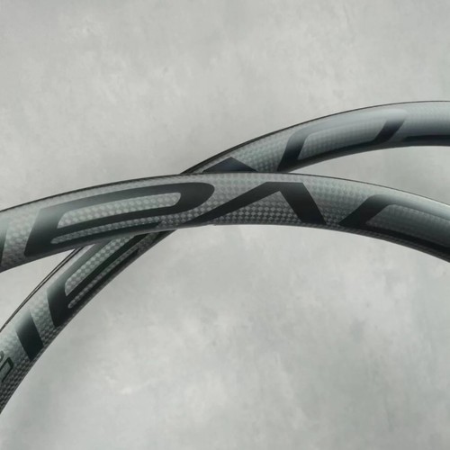 Cerchi bici full carbon