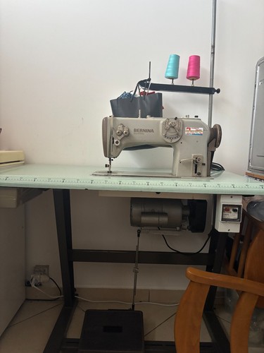 Macchina cucire bernina - macchina,