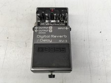 Boss RV-3 Numérique