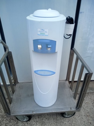 Distributore acqua colonna - distributore,