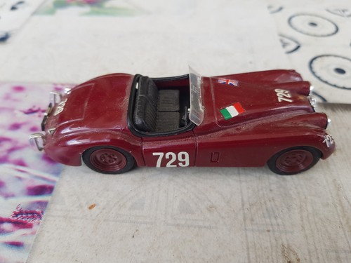Brumm auto sportiva rosso - k-34,