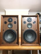Altoparlanti concavi Toshiba