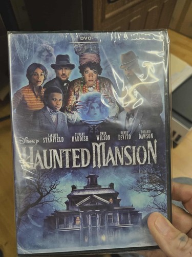 Haunted mansion - haunted, 2023)