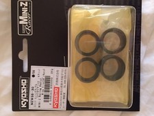 KYOSHO, PNEUMATICI RADIALI