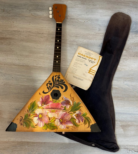 Balalaika prima strumento - balalaika,