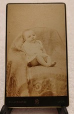 FOTOGRAFIA antica ~ bambino ~ P. Bellingard ~ circa 2"x4" ~ usata