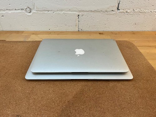 Lot macbook air - lot,