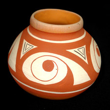 Vaso in terracotta dipinto a