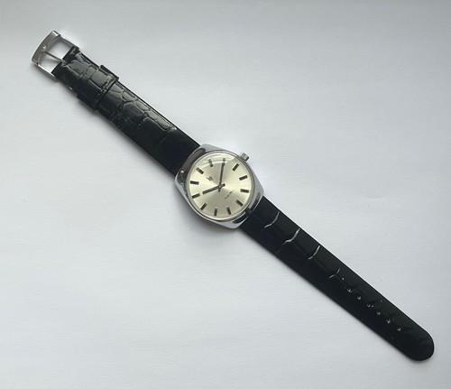 Neuve montre homme sans - neuve,