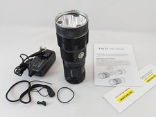 Torcia LED NiteCore TM15 Tiny