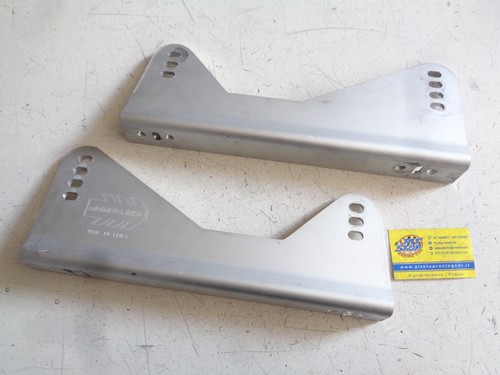 Coppia staffe momo per sedile - coppia,