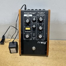 Moog Mooger Fooger MF-107 Freqbox pedale audio analogico testato con cavo PWR