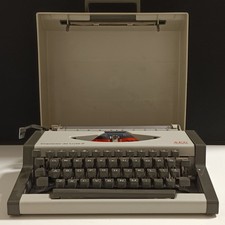 Vintage AEG Olympia Traveller